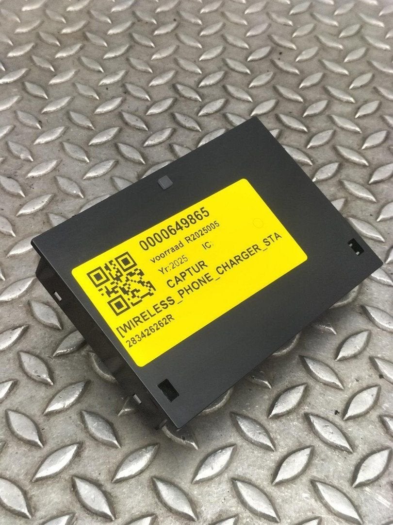 RENAULT CAPTUR [WIRELESS_PHONE_CHARGER_STATION] 283426262R 2, Enlèvement ou Envoi, Utilisé, ARN reconnu