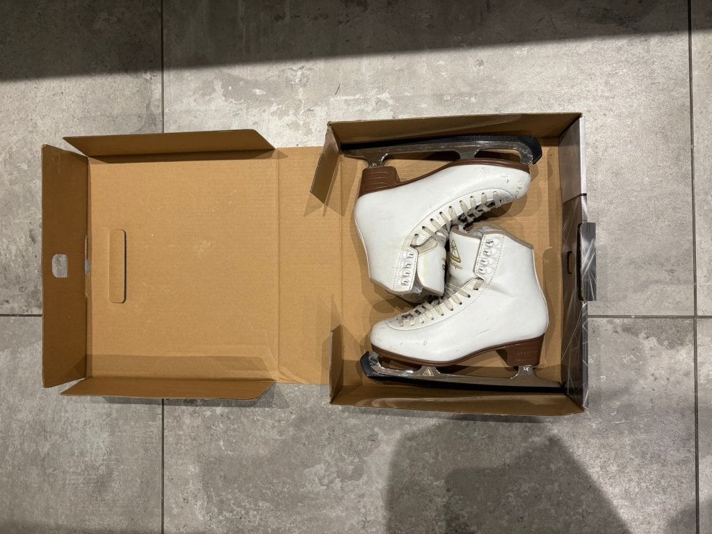 Schaatsen Jackson maat 36,5, Sport en Fitness, Schaatsen, Overige merken, Gebruikt, Ophalen of Verzenden, Kunstschaatsen