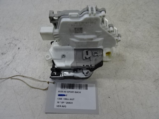 PORTIERSLOT LINKS VOOR Audi A5 Sportback (F5A / F5F), Audi, Audi AG, Gebruikt, Auto-Union-Straße  1,
85057  Ingolstadt, DE