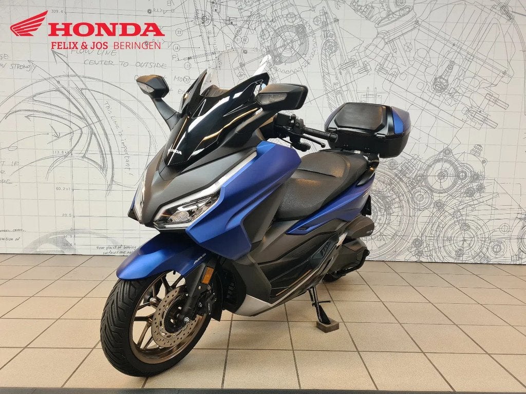 Honda NSS 350 Forza (année de construction 2023), 350 cm³, Scooter, Entreprise, 12 à 35 kW