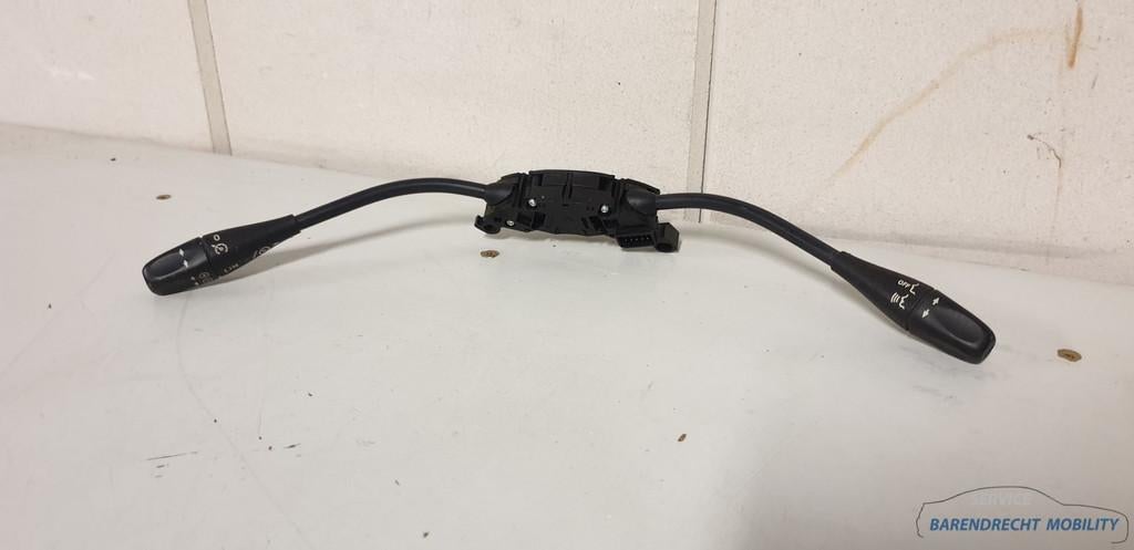 Cruise control schakelaar CLK W209 spraakbediening 008545272, Auto-onderdelen, Gebruikt, Mercedes-Benz AG, Mercedes-Benz, Mercedesstrasse 120
70372  Stuttgart, DE