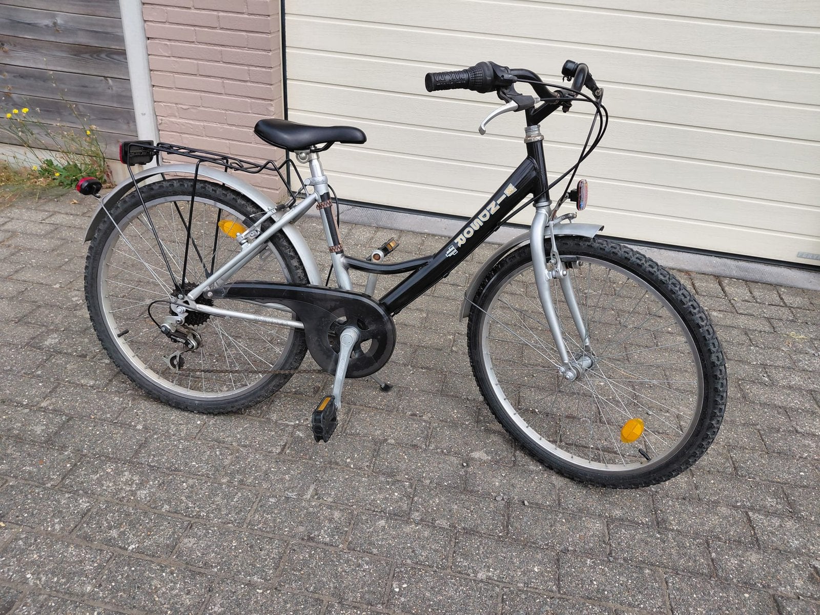 Meisjesfiets volledig in orde, Ophalen, Velgrem, Versnellingen, Gebruikt