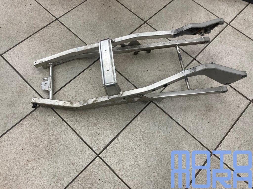 Subframe achter Honda CBR 929 RR 2000 - 2001 Fireblade SC44, Motos, -, Utilisé, -, -