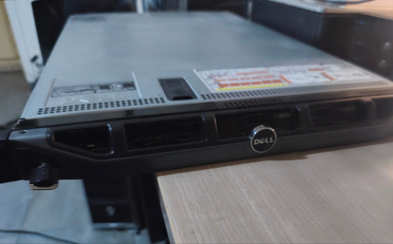 Dell PowerEdge R630 Server | 2x Xeon | 96GB RAM | 4.8TB Opsl, Computers en Software, Servers, Zo goed als nieuw, 3 tot 4 Ghz, Hot swappable onderdelen