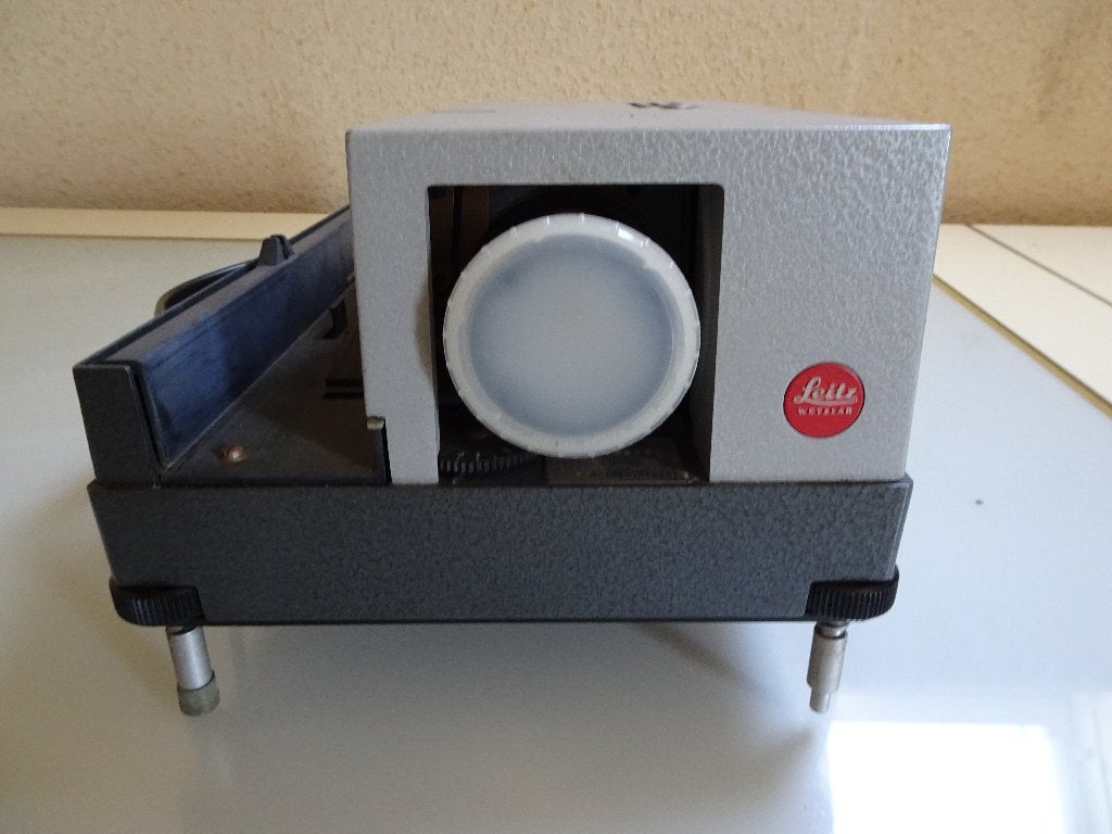 diaprojector Leitz Pradovit COLOR, Audio, Tv en Foto, Ophalen, Gebruikt
