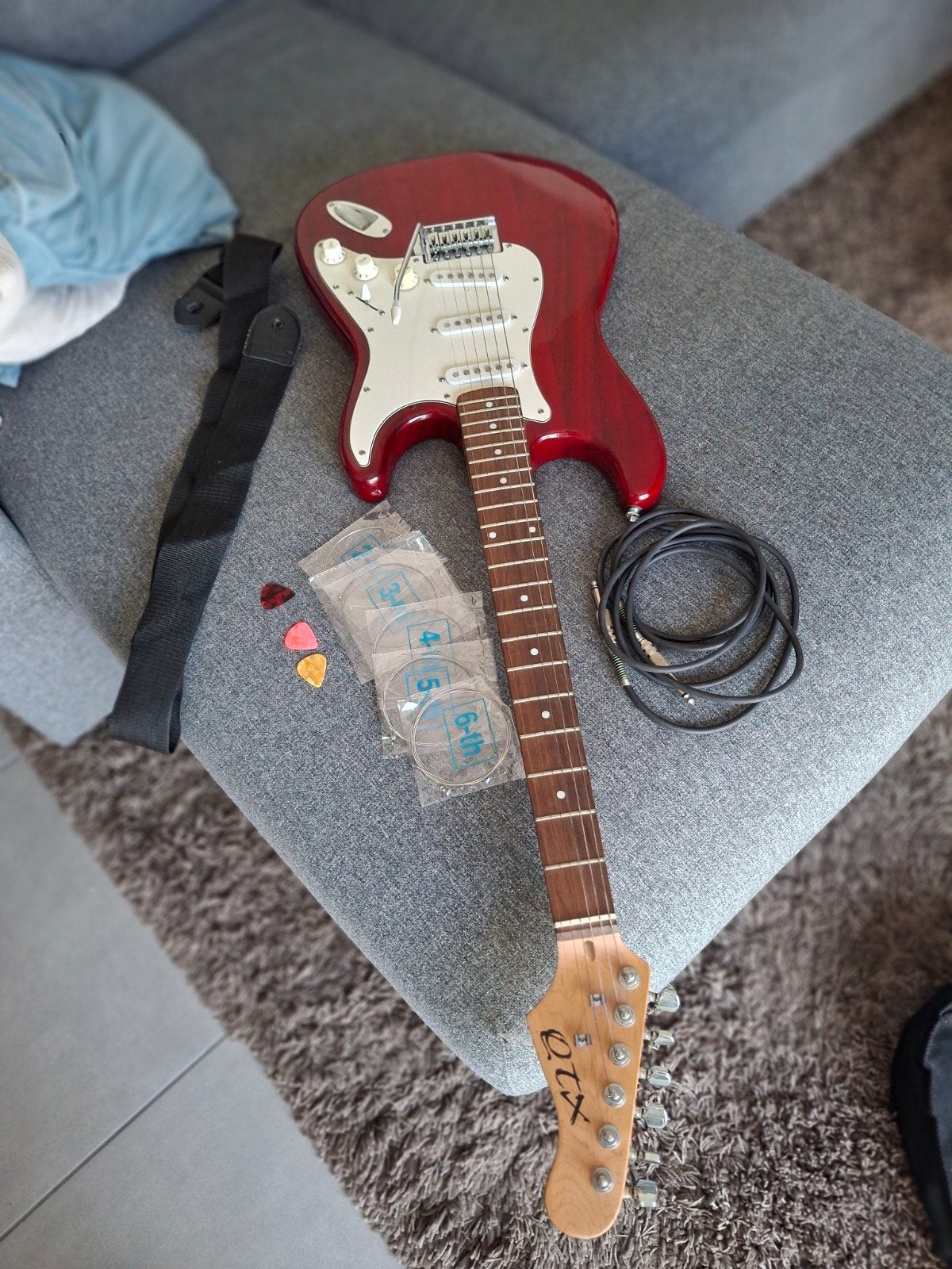 electrische gitaar qtx zeer goede staat, Ophalen