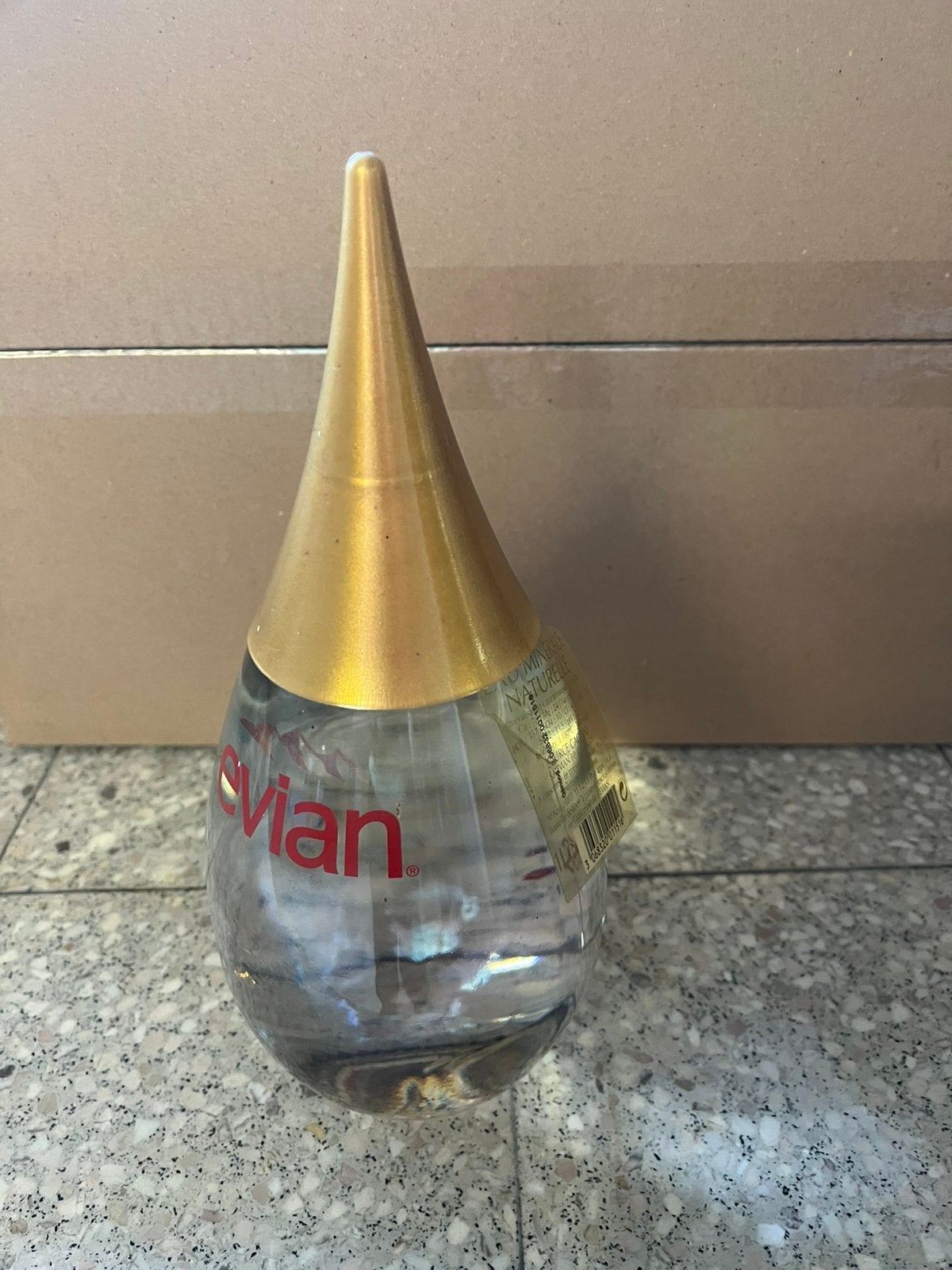 Iconische druppel fles Evian 2001, Ophalen, Nieuw, Overige typen