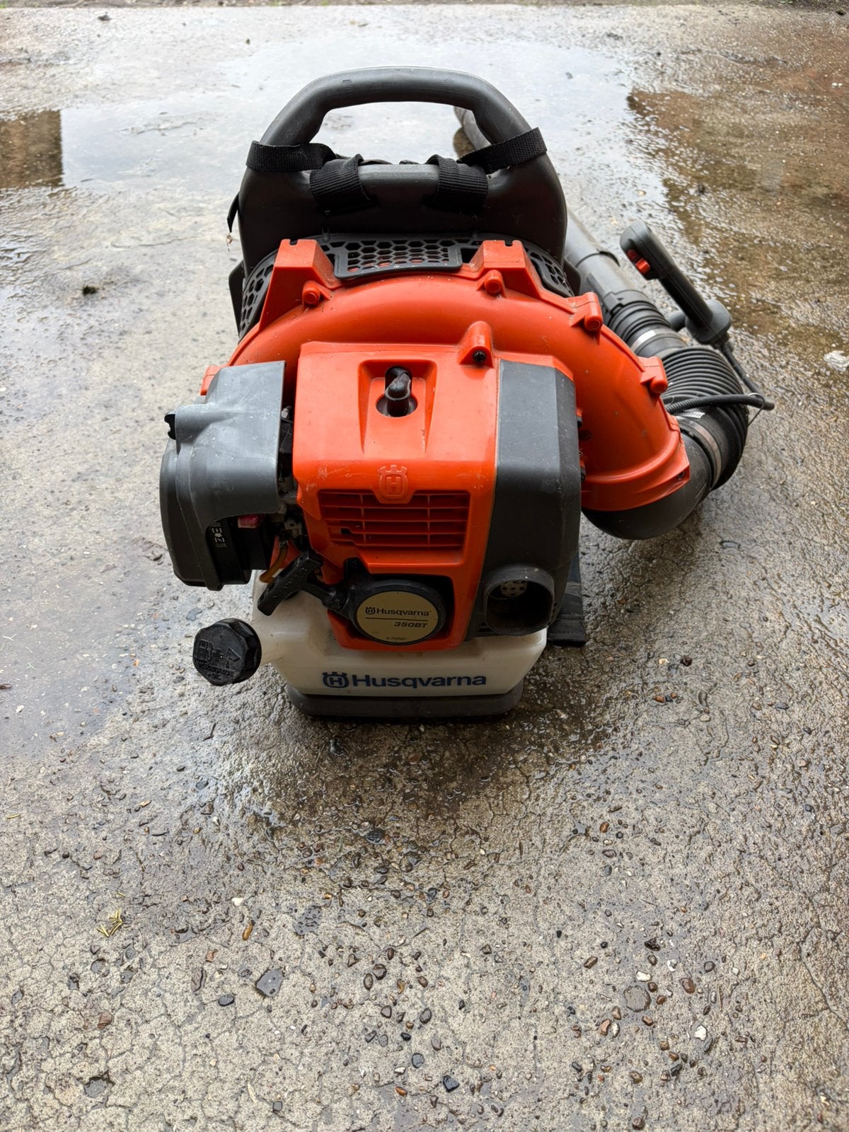 Husqvarna 350bt bladblazer, Tuin en Terras, Ophalen, Zo goed als nieuw