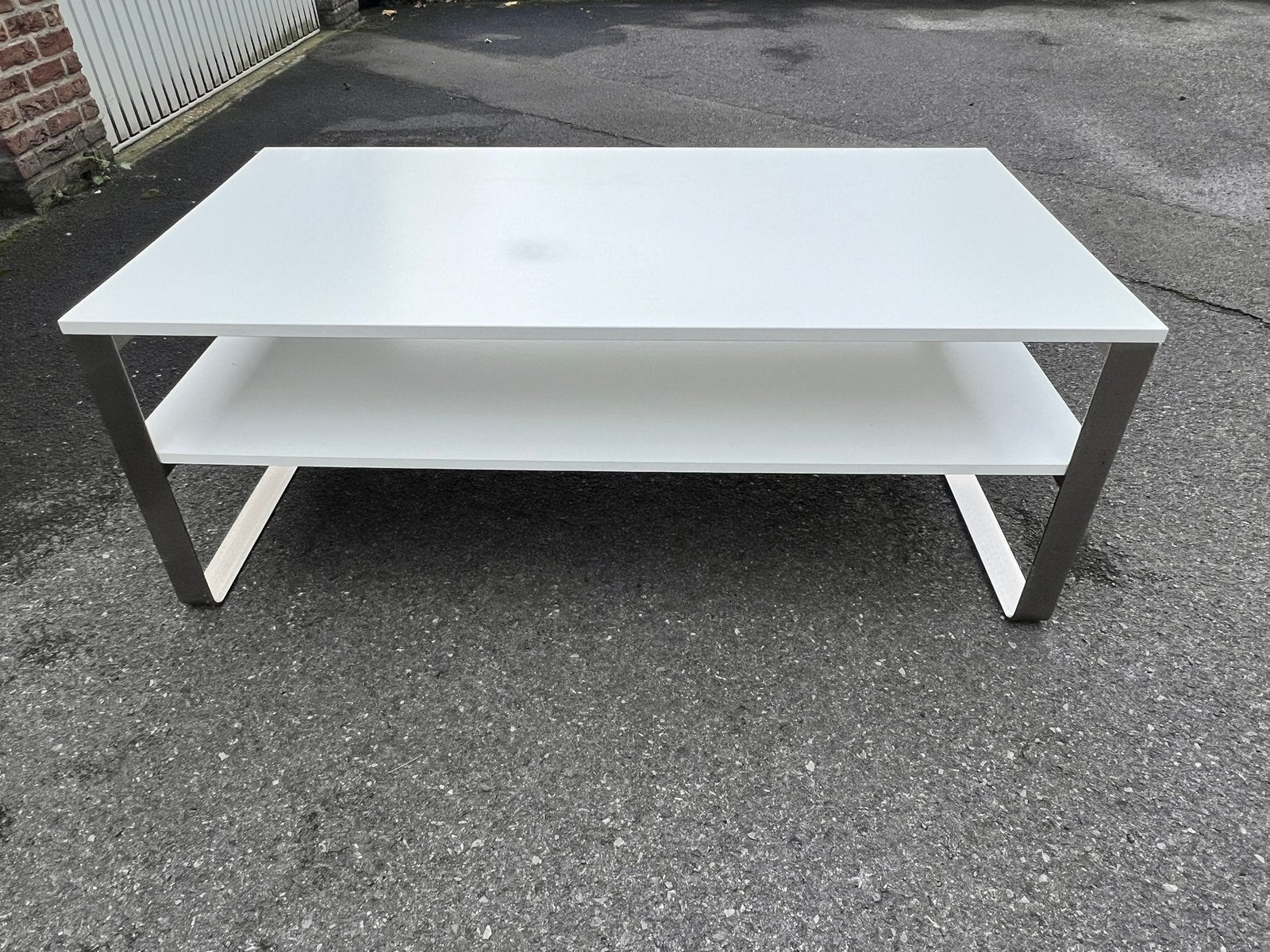 Salontafel ikea svalov, Huis en Inrichting, Tafels | Salontafels, Ophalen, Zo goed als nieuw