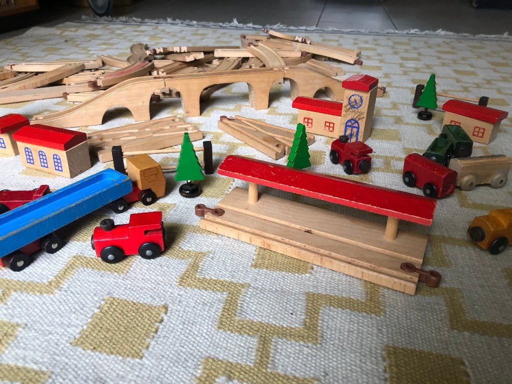Set de train en bois, Enfants & Bébés, Jouets | Jouets en bois, Enlèvement ou Envoi, Utilisé, Jouet à Pousser ou Tirer