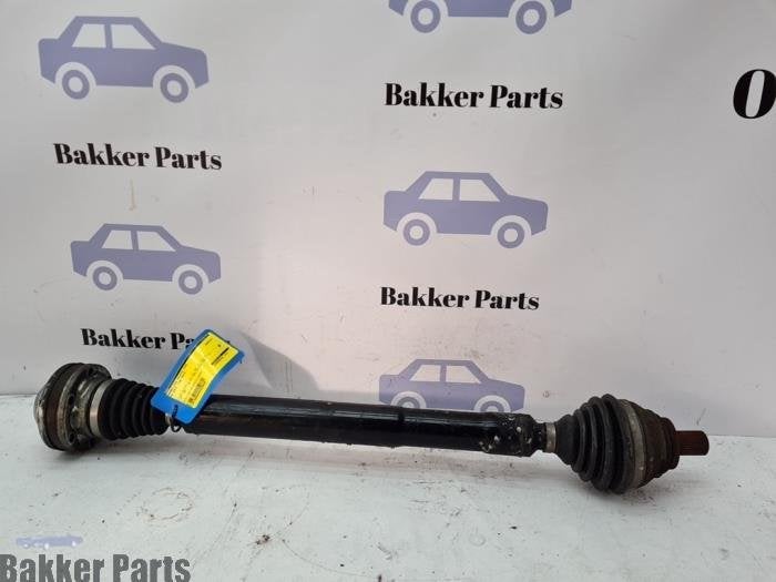 Arbre de transmission avant droit d'un Volkswagen Golf, Volkswagen, -, 3 mois de garantie, Utilisé