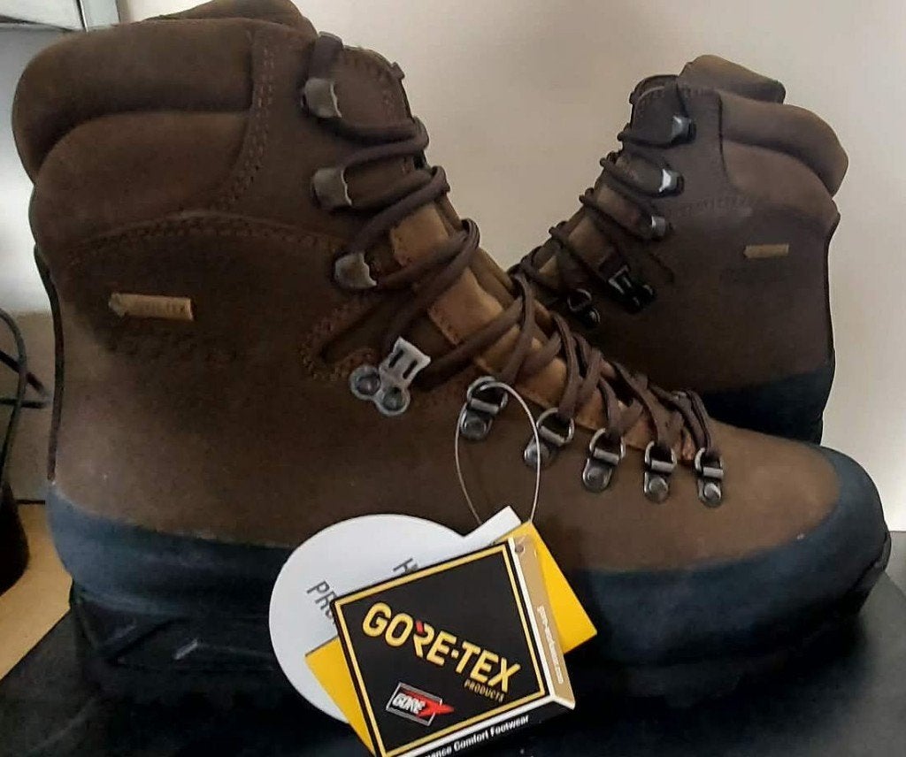 Bottes tactiques COSMAS Chamoix GTX (Taille 44) – NEUVES, Kleding | Heren, Bruin, COSMAS, Overige typen, Nieuw