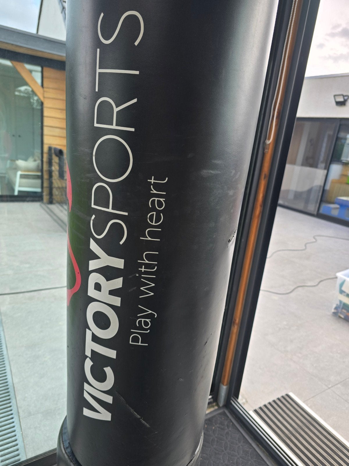 Bokspaal VictorySports, Ophalen
