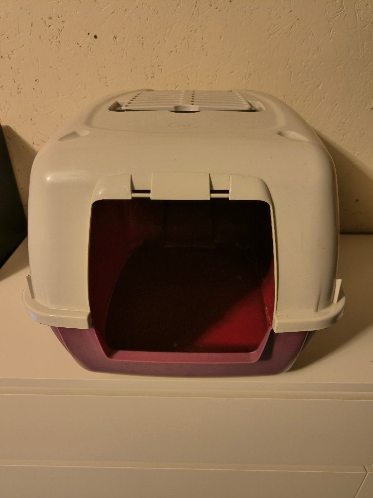 Kattenbak, rood/bordeaux kleur, Ophalen