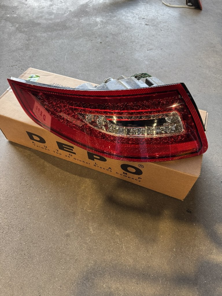 Porsche 911 (997) LED achterlichten rood/helder – DEPO, Auto-onderdelen, Wouter@funcars.biz, Gebruikt, DEPO, Porsche