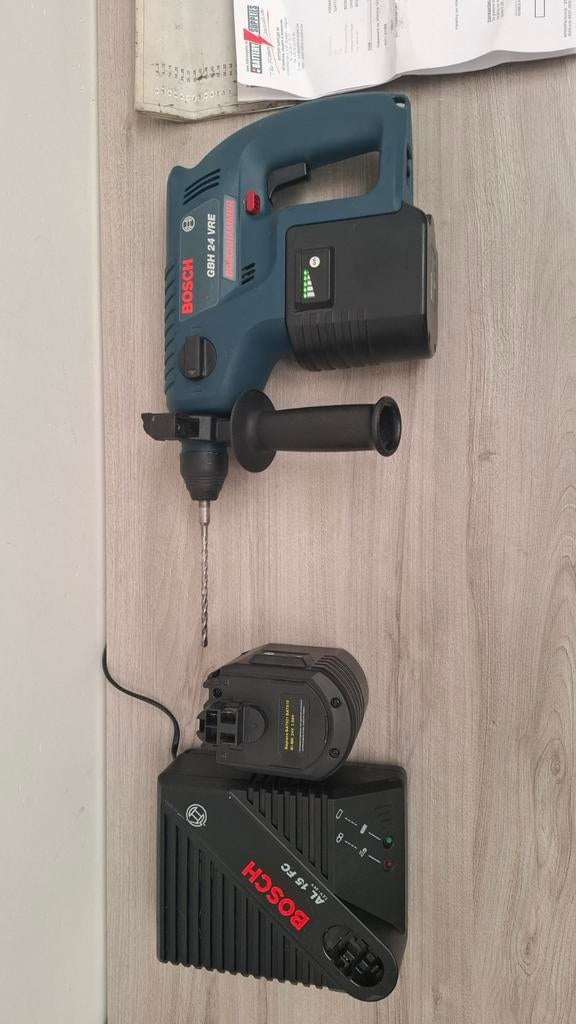 Bosch GBH 24 VRE-perforator in zeer goede staat, Doe-het-zelf en Bouw, Ophalen
