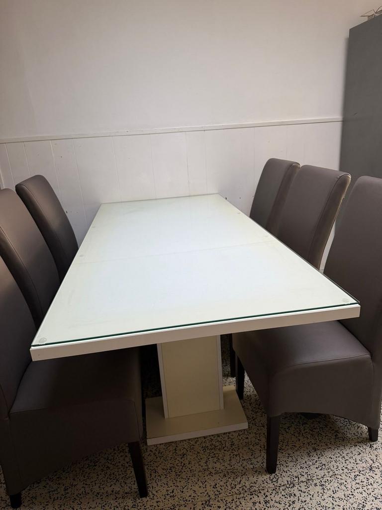 Witte Eettafel met stoelen, Enlèvement, Utilisé