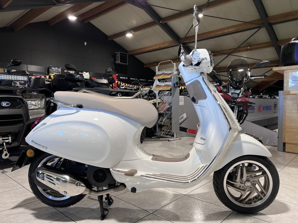 Vespa Primavera 125 S, Motoren, Scooter, Bedrijf, 125 cc, 11 kW of minder