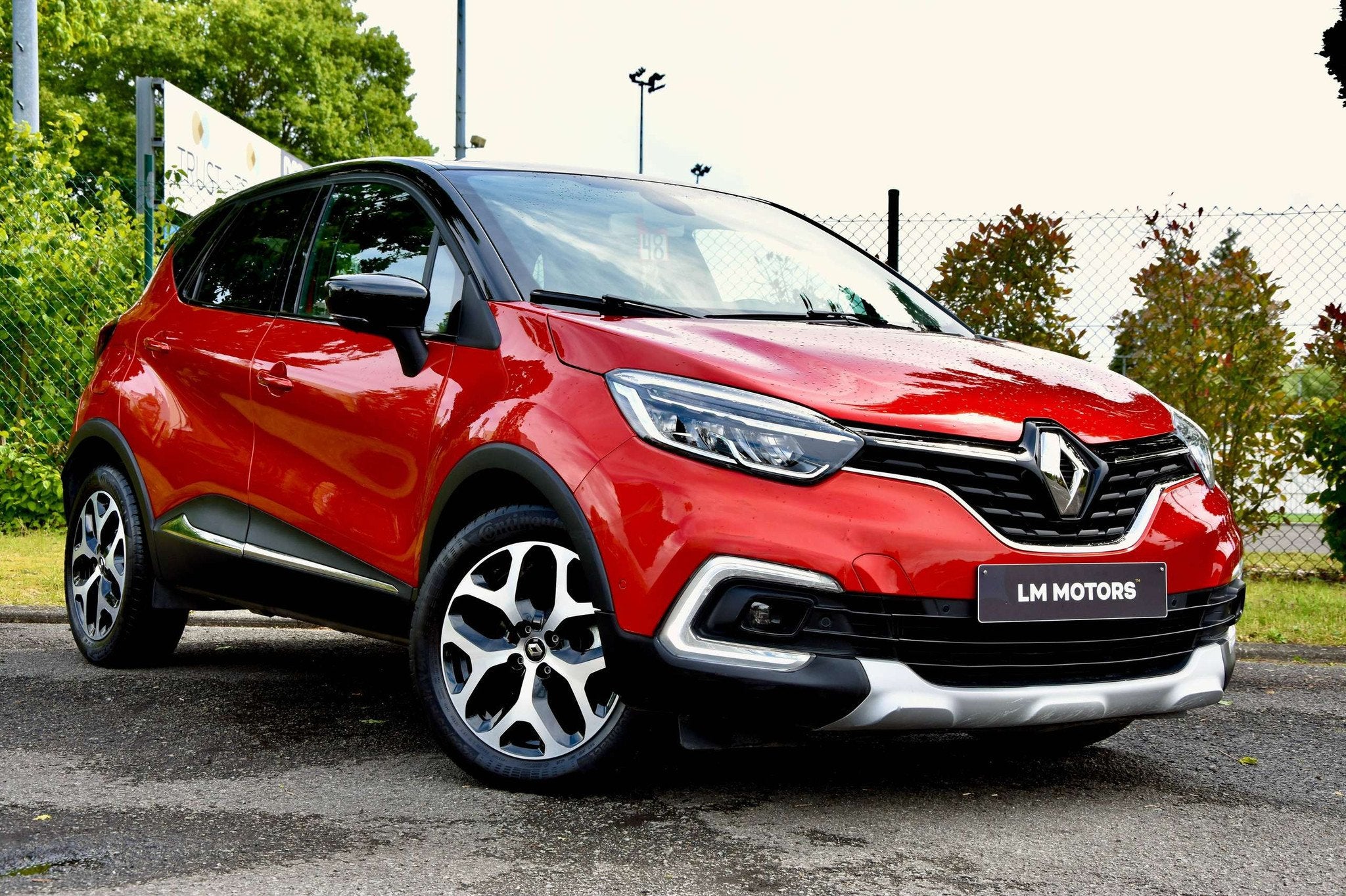 Renault Captur Captur 1.33 TCe *SLECHT 6000KM(!) * AUTOMAAT, Auto's, Renault, Gebruikt, 4 cilinders, https://public.car-pass.be/vhr/16cd7d28-8475-426b-8fd2-46102219aa67