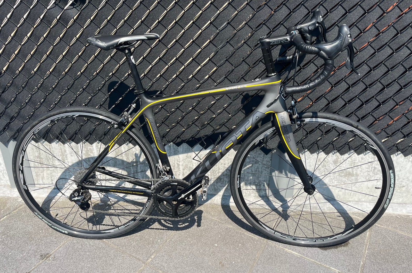 Kuota Kobalt Carbon – Campagnolo Potenza 11-speed - maat M, 28 inch, Gebruikt, Velgrem, Meer dan 20 versnellingen