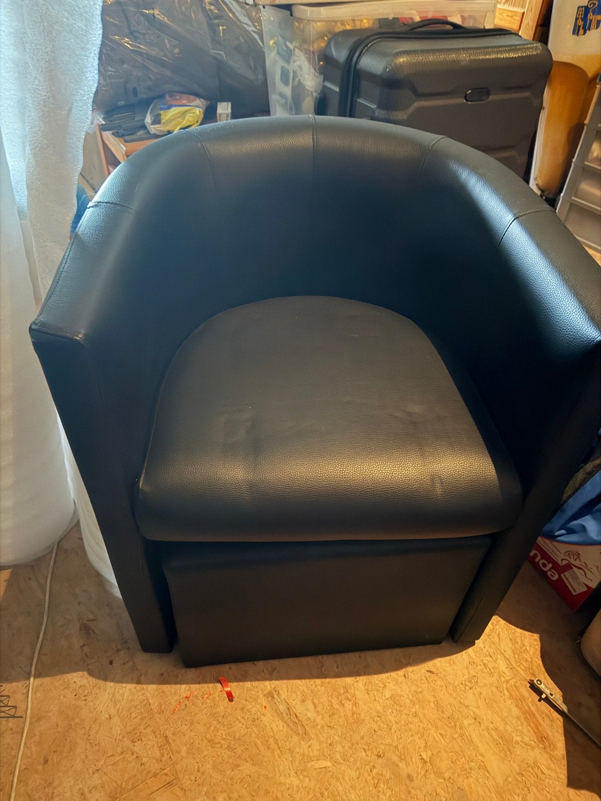 2 kuipzeteltjes met bijhorend voetenbankje, Huis en Inrichting, Ophalen, Gebruikt, Minder dan 75 cm, Kunststof