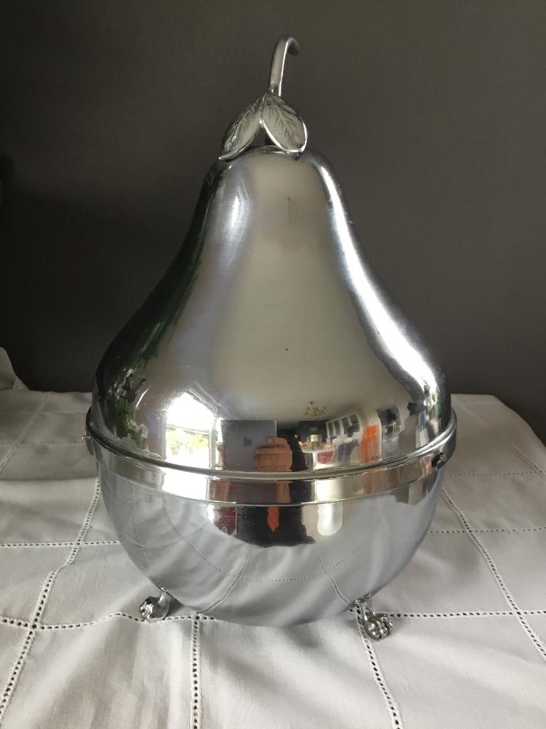 CAVE À LIQUEUR EN FORME DE POIRE EN MÉTAL ARGENTÉ  de 1940, Antiquités & Art, Enlèvement ou Envoi
