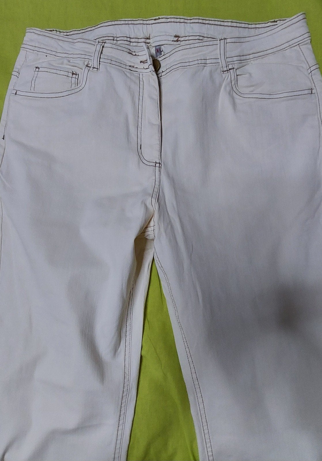 pantalon dame beige 48 neuf, Kleding | Dames, Broeken en Pantalons, Ophalen of Verzenden, Beige
