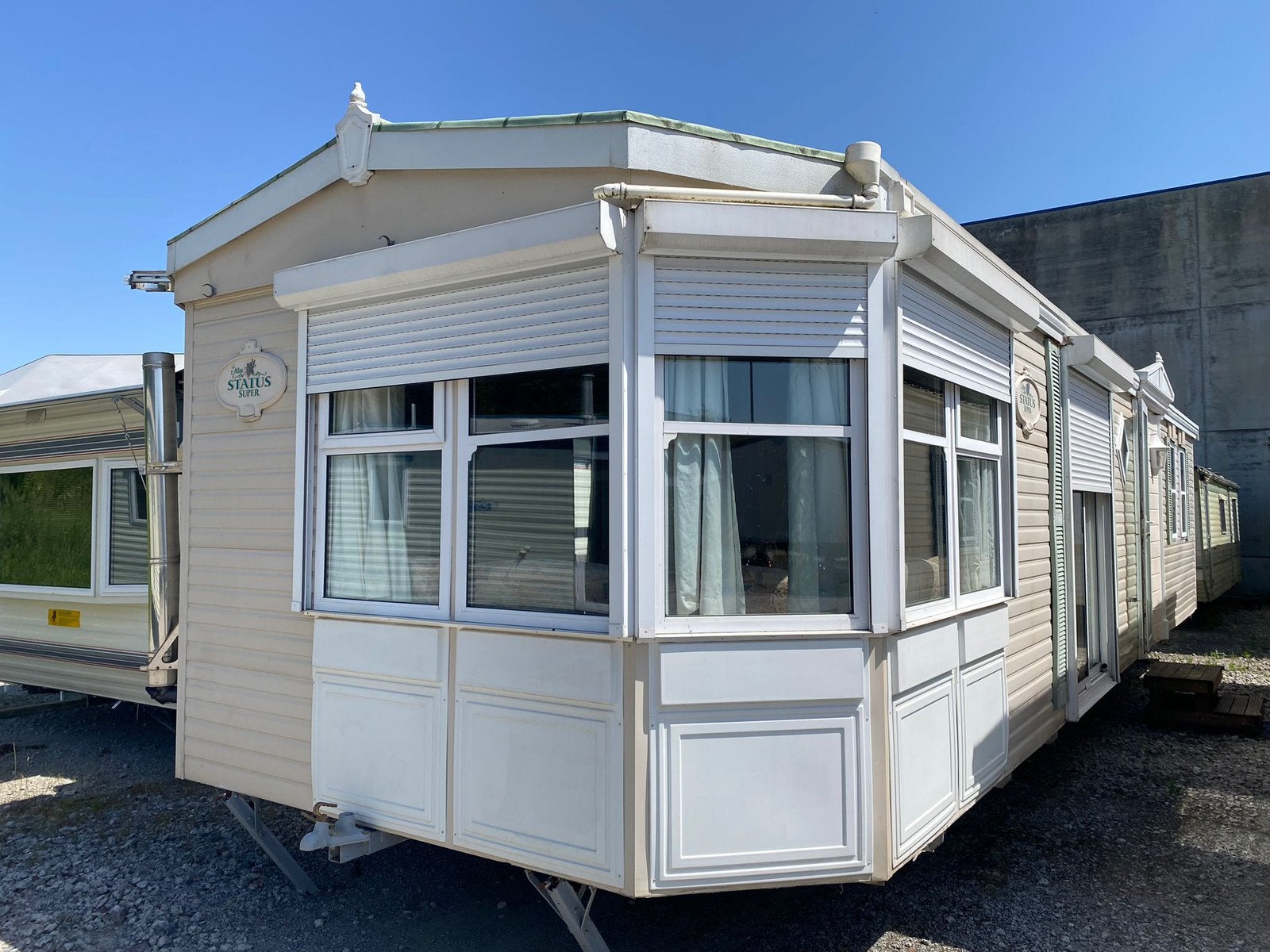Stacaravan atlas status dg pelletkachel, Caravans en Kamperen, Stacaravans, Ophalen