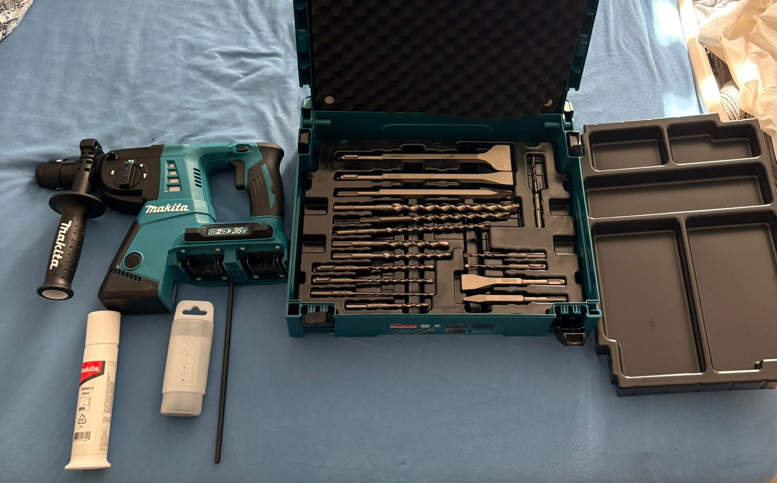 Ensemble perforateur Makita + coffret de forets – NEUF, Doe-het-zelf en Bouw, Ophalen, Nieuw, Boor- en/of Breekhamer