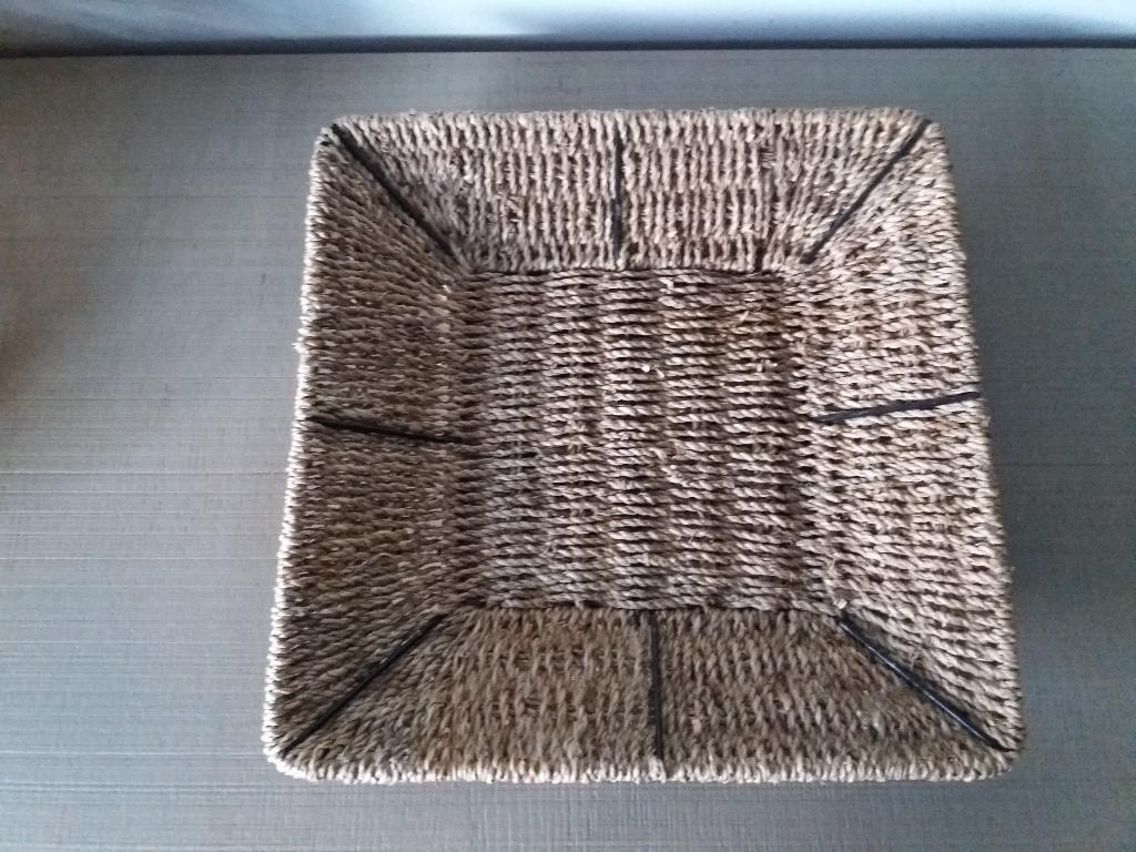 Mand-schaal, Huis en Inrichting, Woonaccessoires | Schalen en Manden, Overige materialen, Schaal, Vierkant, Nieuw