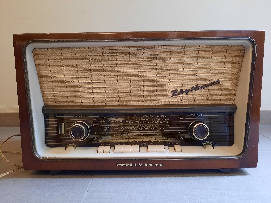 Vintage radio van Telefunken Model Rhythmus 1163 , Enlèvement, Utilisé, Radio