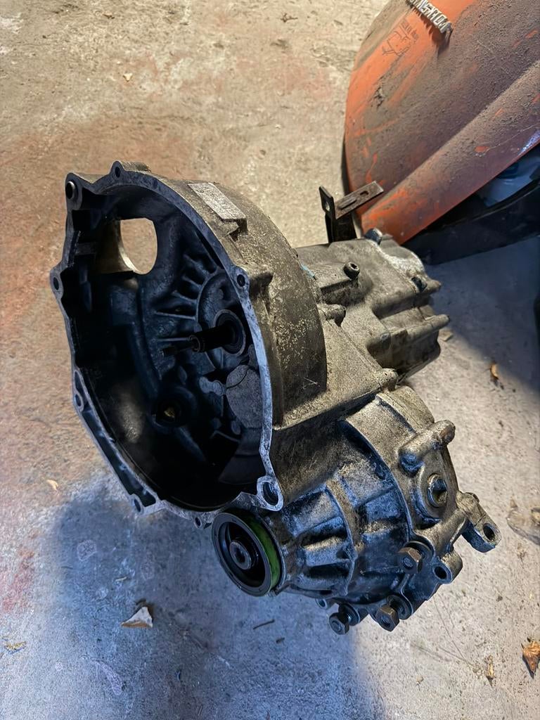 Versnellingsbak golf / jetta MK1, Auto-onderdelen, Ophalen