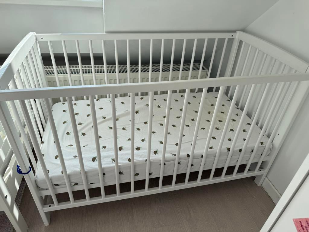 Kinderbed in hout Wit 60 x 120 cm, Ophalen, Gebruikt