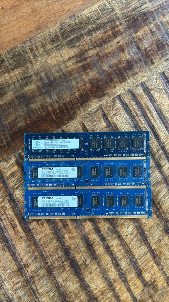 2 Ram kaarten ELPIDA 2GB 1 ram kaart NANYV 4GB, Computers en Software, RAM geheugen, Ophalen, Gebruikt, DDR3, 4 GB