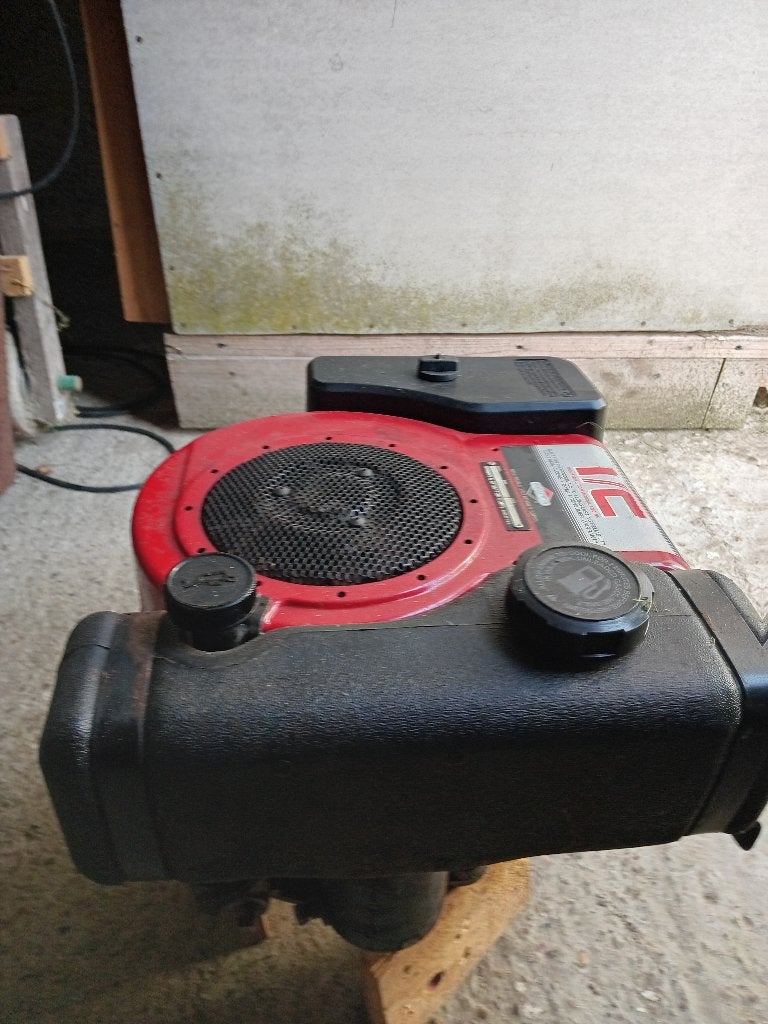 Te koop motor van zitmaaier, Ophalen
