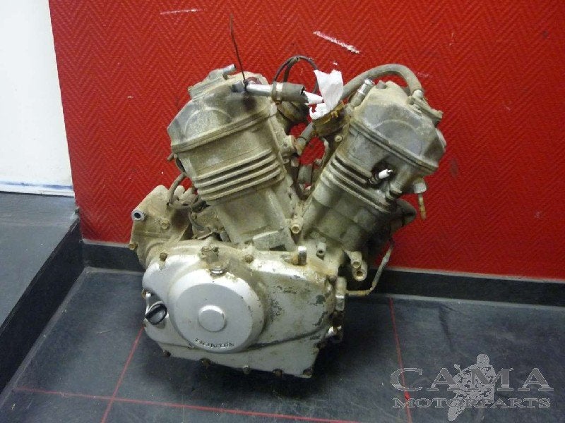 BLOC MOTEUR NT 650 V Deauville 1998-2001 (NT650V RC47), Dhr. S. di Majo, Utilisé, Info@cama-motorparts.nl, P.J. Troelstraweg 8 8
3144 CX  MAASSLUIS, NL