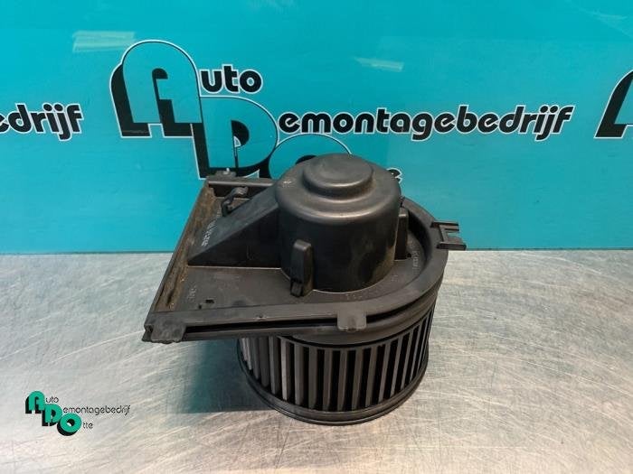 Kachel Ventilatiemotor van een Seat Leon (Leon 00-), Gebruikt, -, -, Ophalen of Verzenden