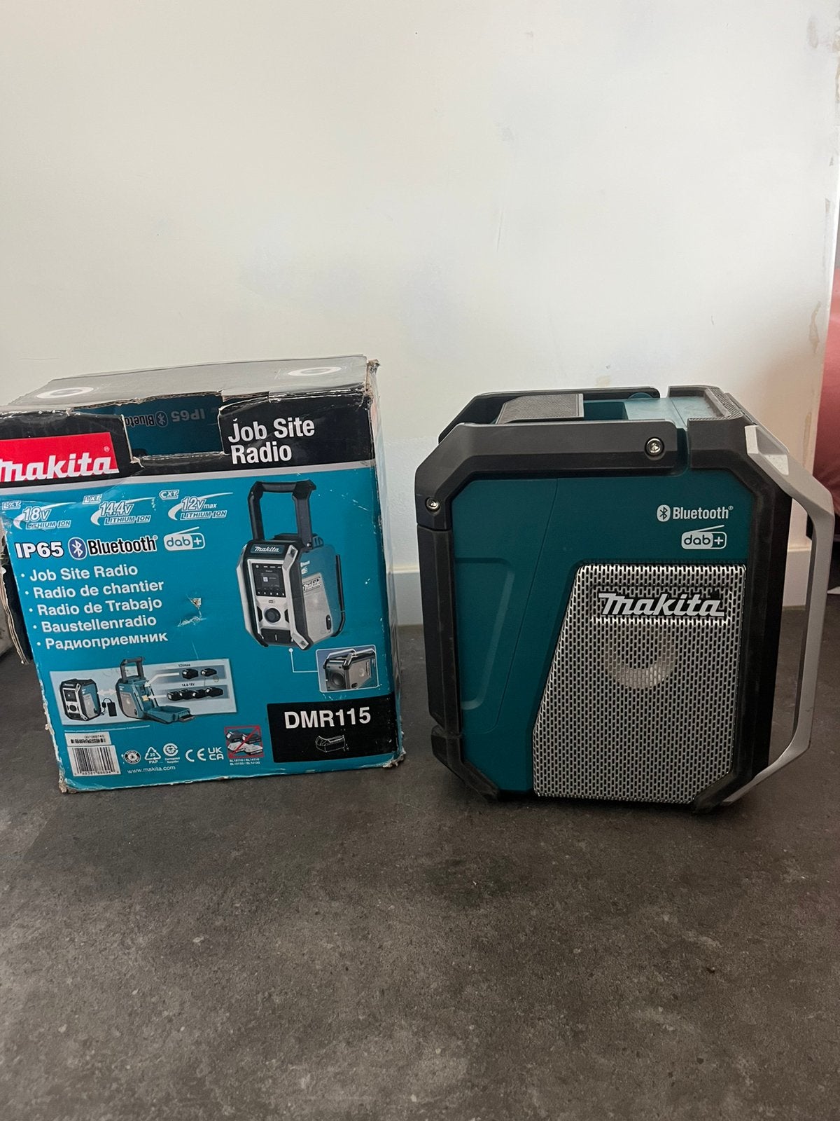 Makita radio/box, Ophalen, Zo goed als nieuw, Radio