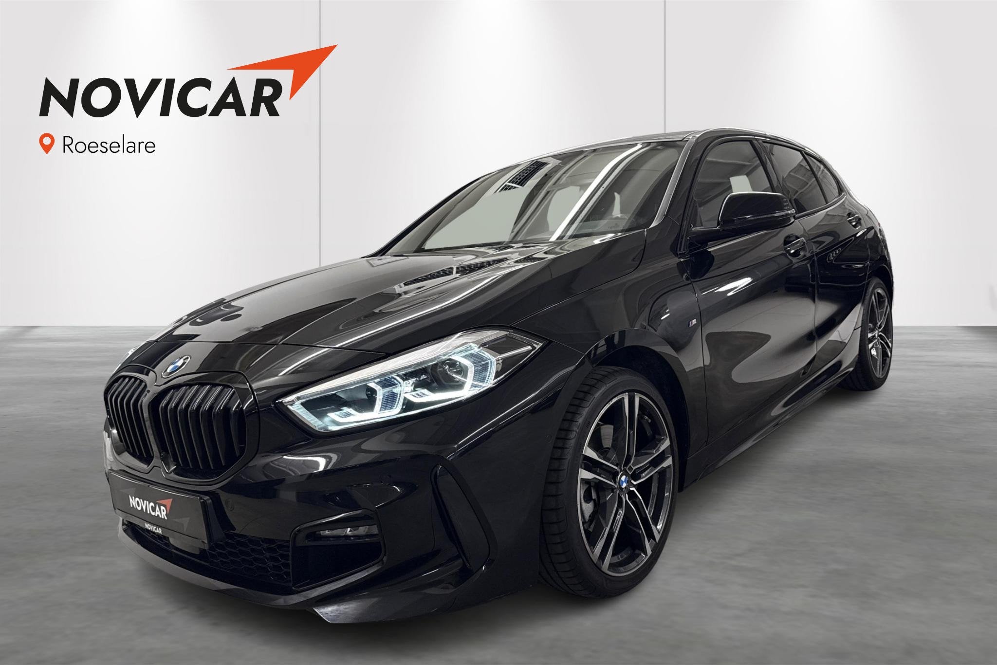 BMW 1 Reeks Hatch M-SPORT 118iA, Gebruikt, 136 pk, Zwart, 5 zetels