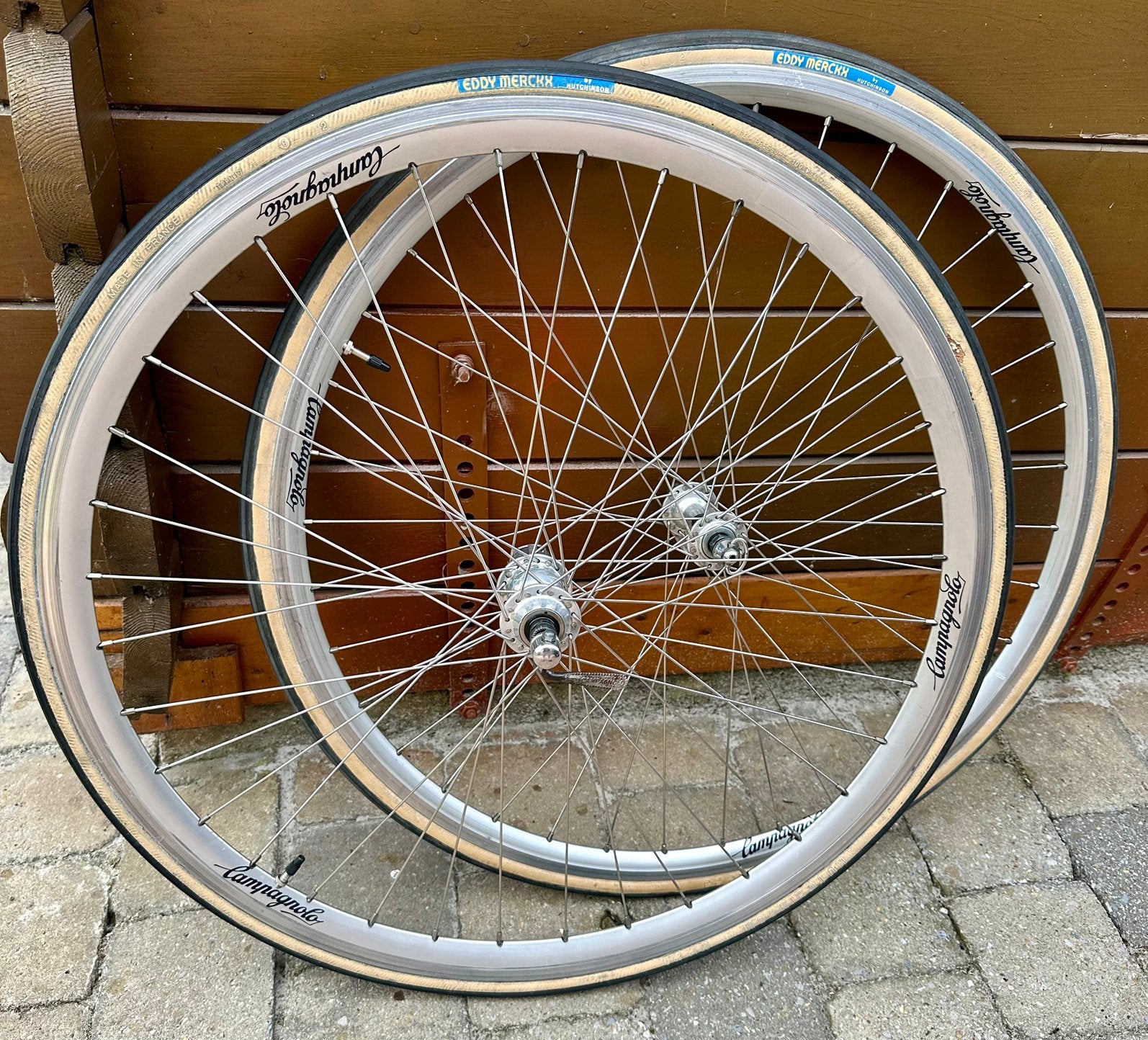 Paire de roues 10 vitesses avec four Campagnolo, Autres marques, 10 à 15 vitesses, Frein sur jante, Enlèvement ou Envoi