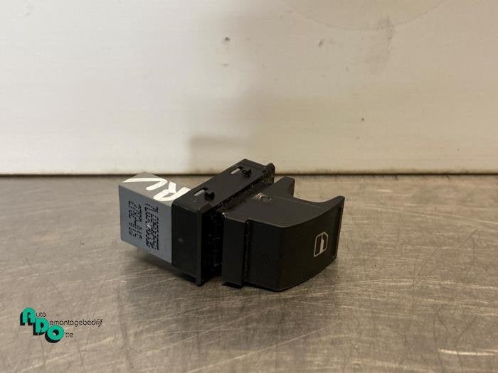 Commutateur vitre électrique d'un Volkswagen Polo (Polo 09-, Volkswagen, -, 3 mois de garantie, Utilisé