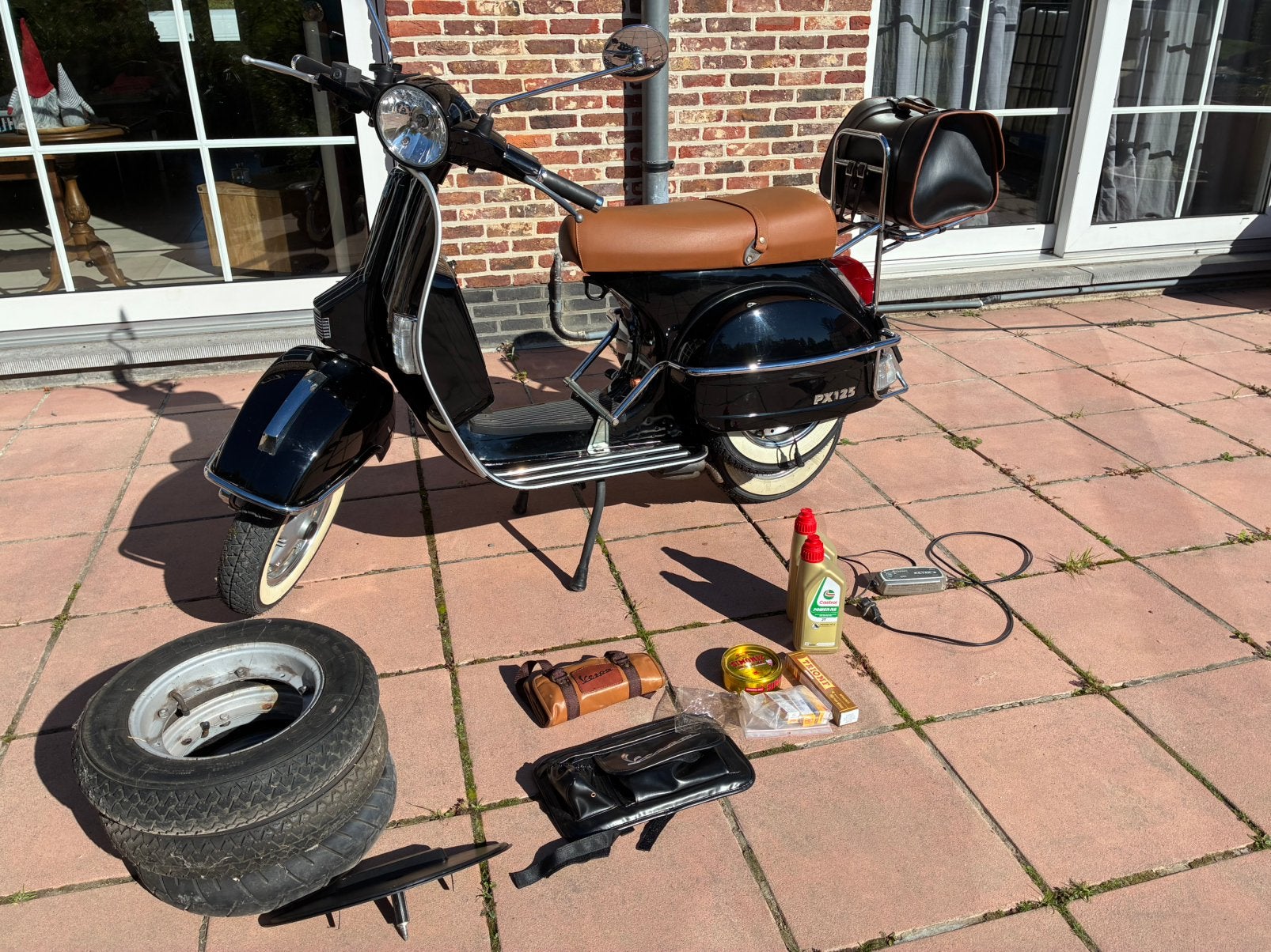 Vespa PX125 avec ensemble complet d'accessoires, Enlèvement, Comme neuf, Vespa