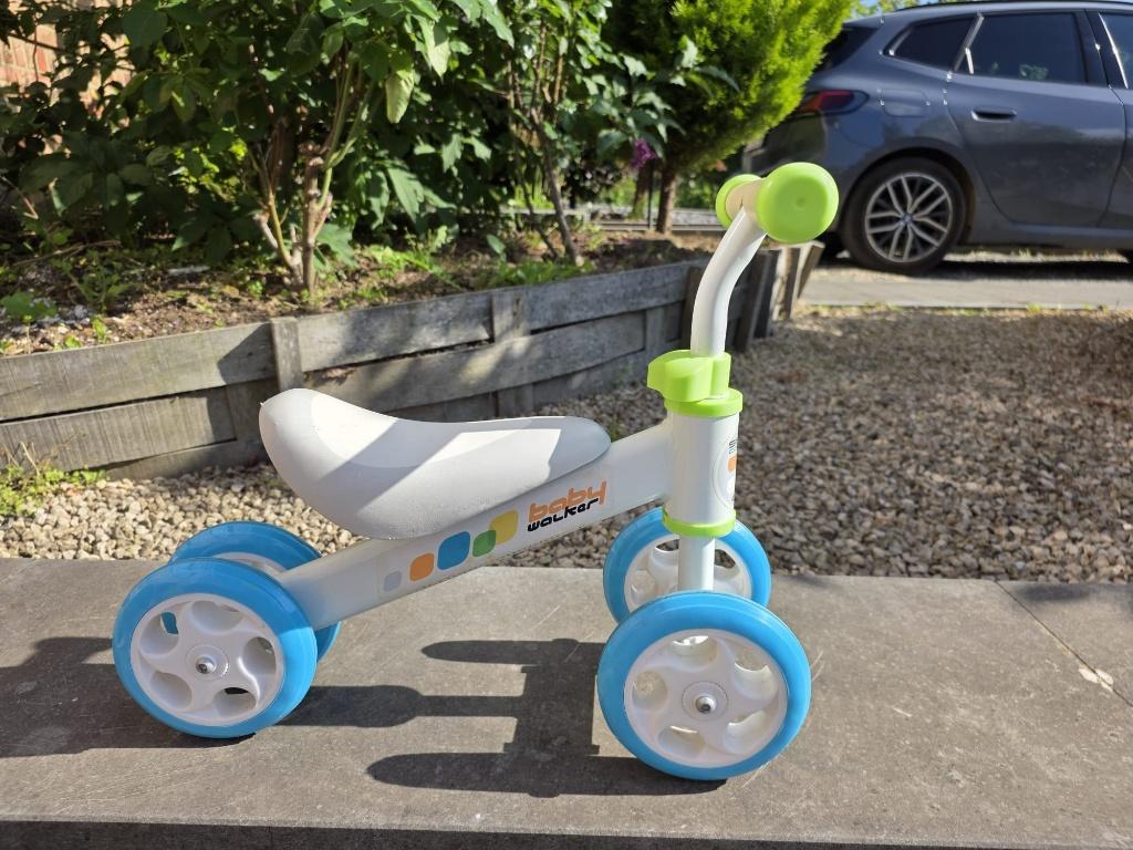 tres bon etat, Vélos & Vélomoteurs, Enlèvement, Comme neuf, Autre