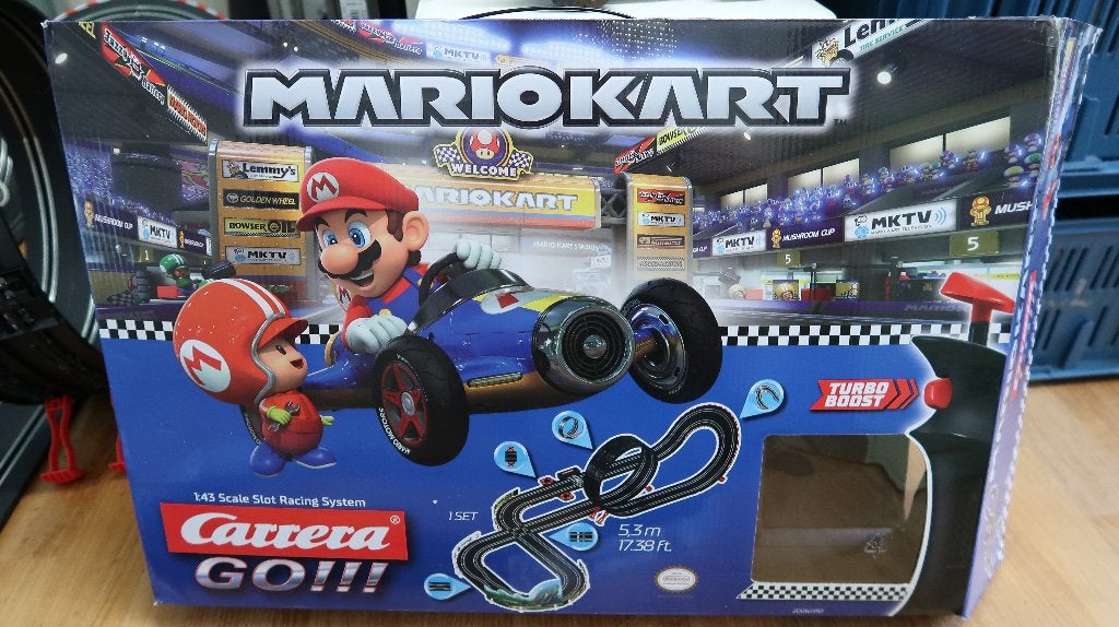 Mariokart carrera go mach 8 racebaan, Kinderen en Baby's, Speelgoed | Racebanen, Carrera, Ophalen of Verzenden, Met looping, Elektrisch