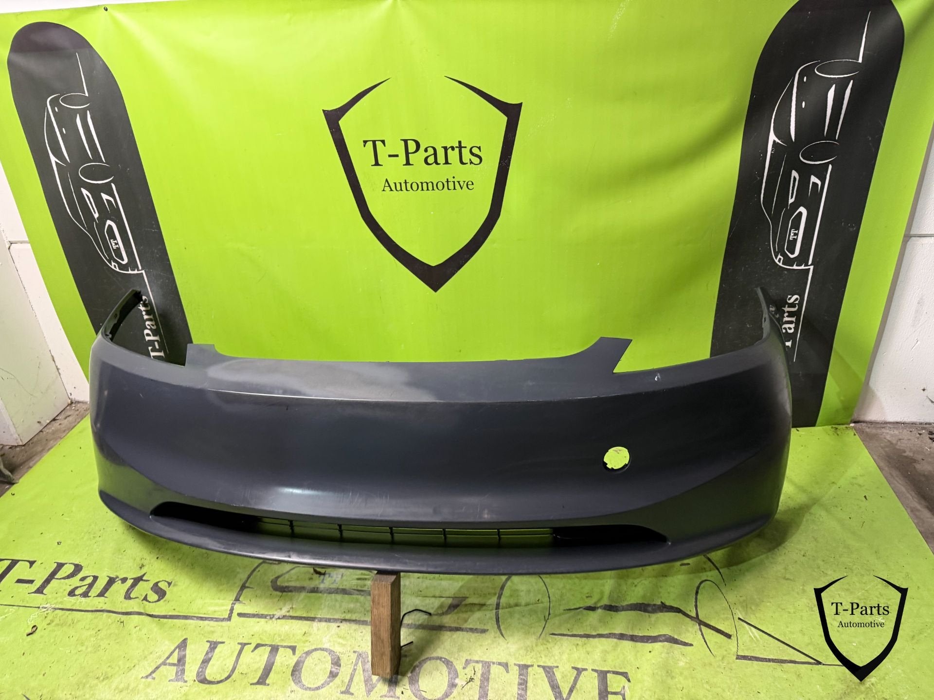 Tesla model 3 voorbumper bumper, Auto-onderdelen, Carrosserie, Tesla, Inc., Bumper, Tesla Road 1
78725  Austin, Gebruikt