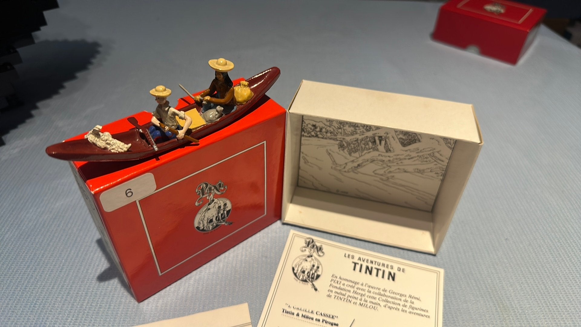 Tintin et Milou en pirogue, Collections, Enlèvement ou Envoi, Tintin, Neuf, Statue ou Figurine