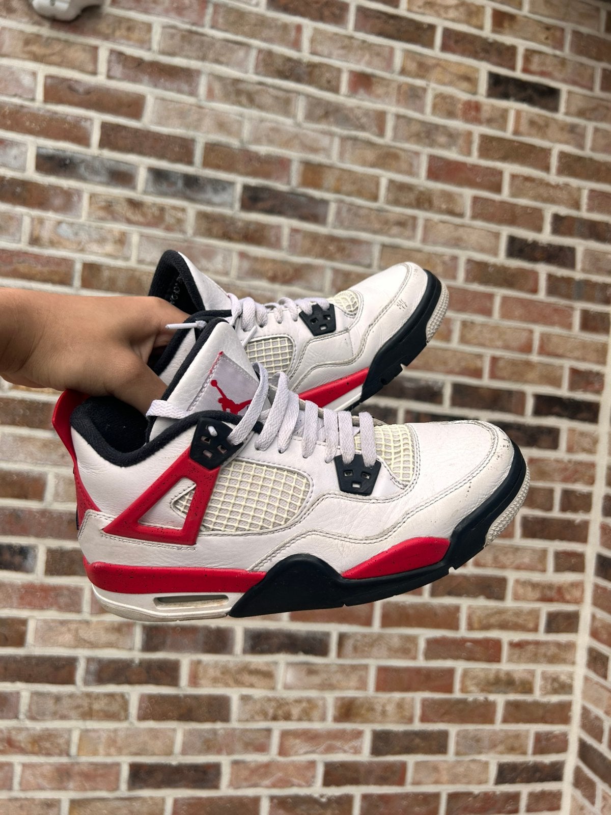 Air Jordan 4 Rétro « Ciment rouge », Enlèvement ou Envoi, Sneakers et Baskets, Comme neuf, Blanc