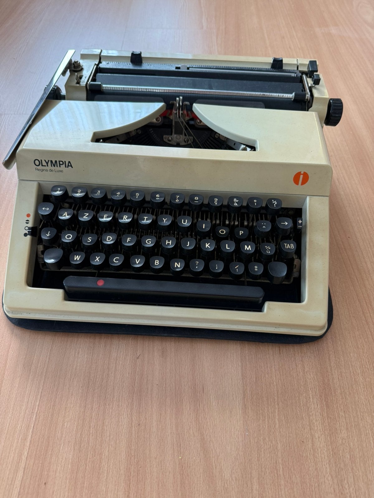 Olympia typmachine, Ophalen, Zo goed als nieuw