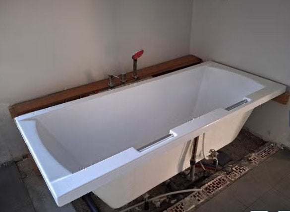 LIGBAD VR 2 PERSONEN M AFVOER IN MIDDEN, Enlèvement ou Envoi, Comme neuf