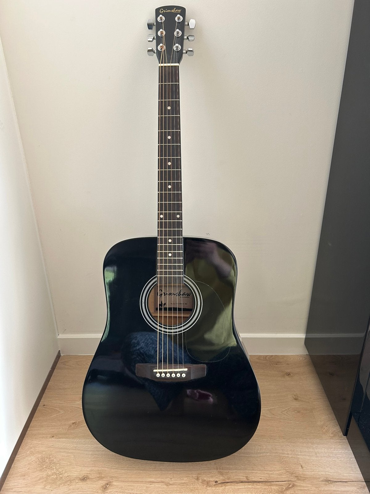 Gitaar grimshaw, Enlèvement, Comme neuf